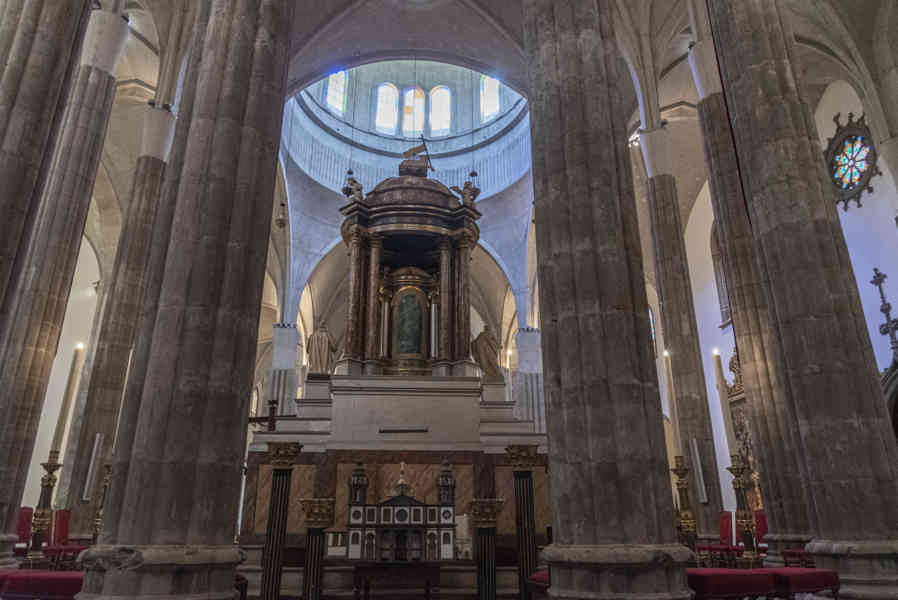 Tenerife 069 - San Cristóbal de La Laguna - iglesia catedral de Nuestra Señora de Los Remedios.jpg
